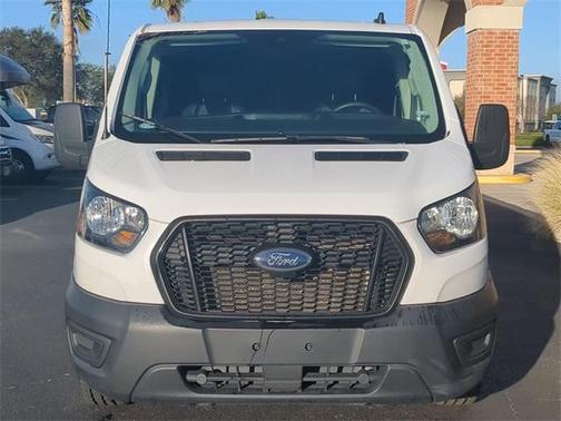2022 Ford Transit-250 Base