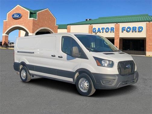 2022 Ford Transit-250 Base