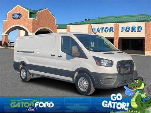 2022 Ford Transit-250 Base
