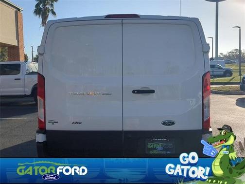 2022 Ford Transit-250 Base