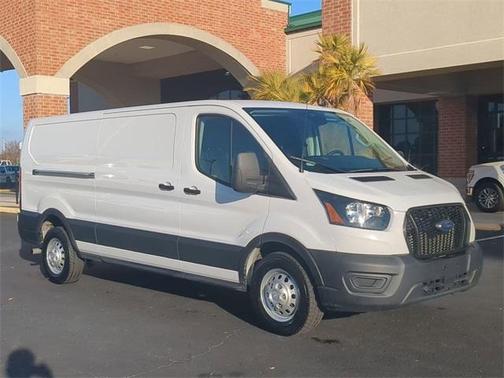2022 Ford Transit-250 Base