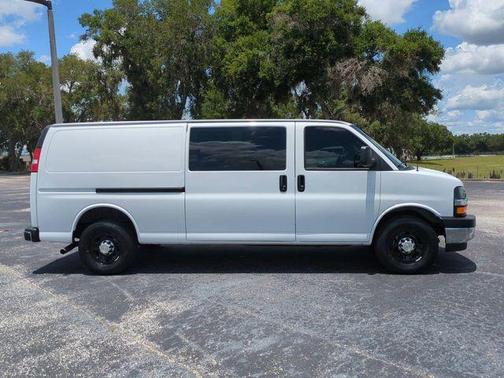 Summit White 2024 Chevrolet Express 2500 Work Van