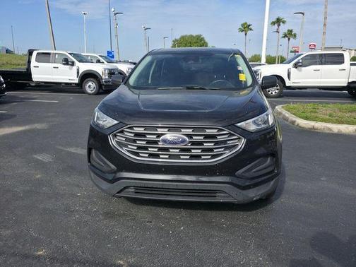 Black Metallic 2020 Ford Edge SE