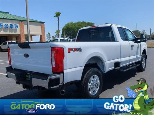 2025 Ford F-350 XLT
