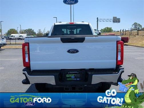 2025 Ford F-350 XLT