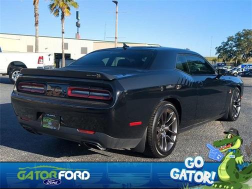 2022 Dodge Challenger R/T Scat Pack