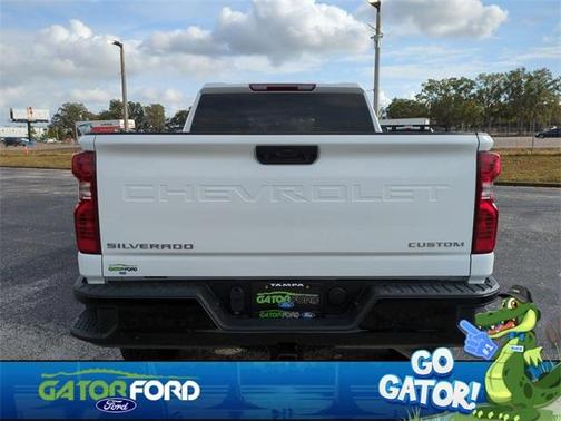 2022 Chevrolet Silverado 2500 Custom