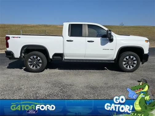 2022 Chevrolet Silverado 2500 Custom
