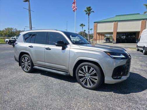 2024 Lexus LX 600 Luxury