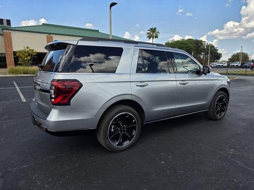 Silver Metallic 2023 Ford Expedition Limited