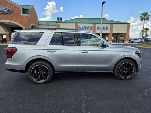 Silver Metallic 2023 Ford Expedition Limited