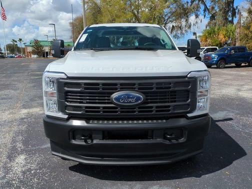 Oxford White 2026 Ford F-250
