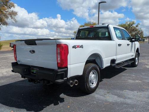 Oxford White 2026 Ford F-250