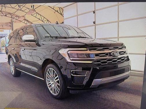 2022 Ford Expedition Max Platinum