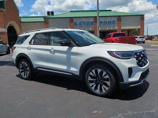 White Metallic 2026 Ford Explorer Platinum
