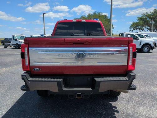 Rapid Red Metallic Tinted Clearcoat 2023 Ford F-350 King Ranch