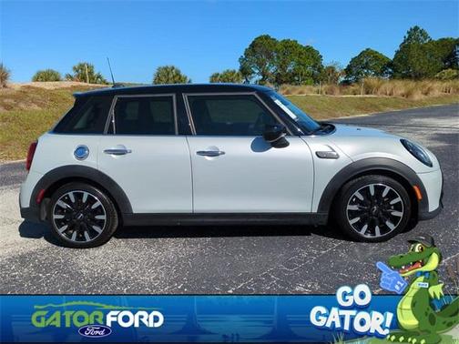 2022 MINI Hardtop Cooper S