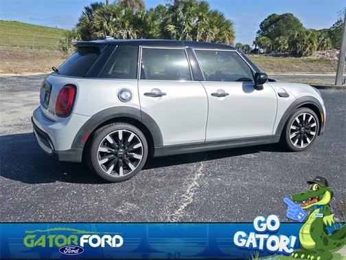 2022 MINI Hardtop Cooper S