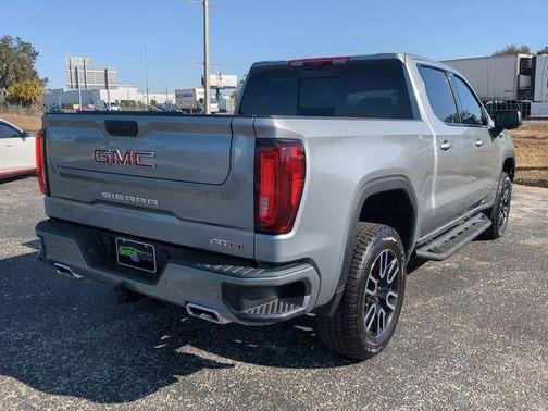2025 GMC Sierra 1500 AT4