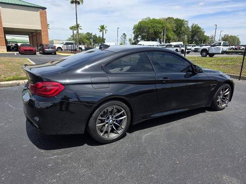 Black Sapphire Metallic 2018 BMW M4 Base
