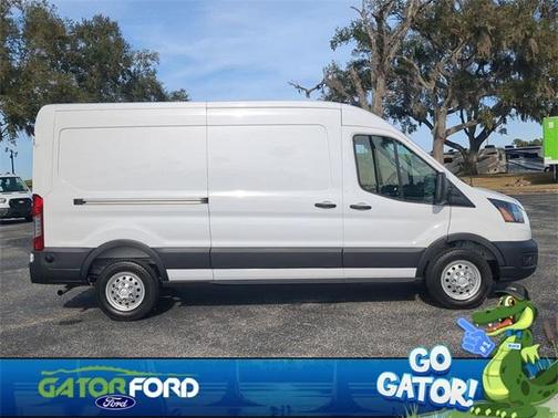 2026 Ford Transit-250 148 WB Medium Roof Cargo