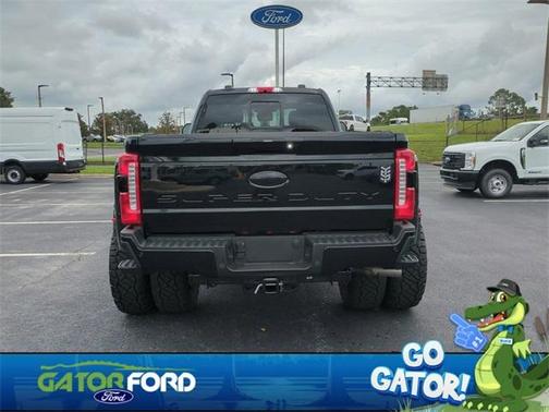 2025 Ford F-350 Lariat Super Duty