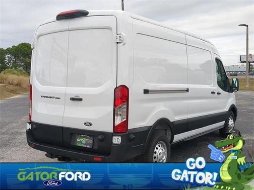 2026 Ford Transit-250 148 WB Medium Roof Cargo