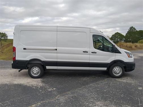 2026 Ford Transit-250 148 WB Medium Roof Cargo