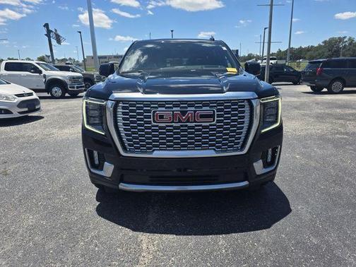 Onyx Black 2023 GMC Yukon XL Denali
