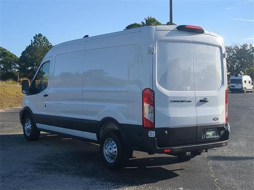 2026 Ford Transit-250 148 WB Medium Roof Cargo