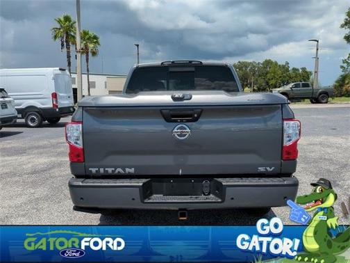 2020 Nissan Titan SV