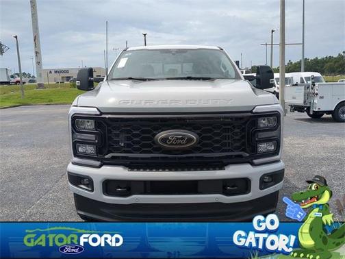 2025 Ford F-350 Lariat Super Duty