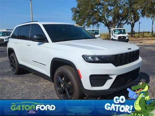 2023 Jeep Grand Cherokee Altitude