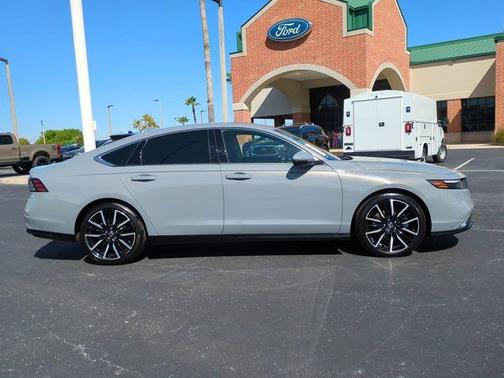 2024 Honda Accord Hybrid Touring