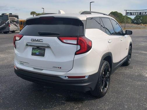 2022 GMC Terrain AT4