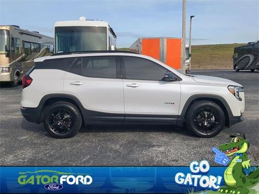 2022 GMC Terrain AT4