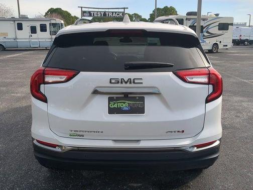 2022 GMC Terrain AT4