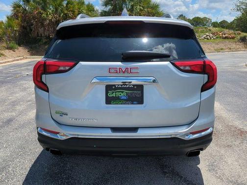 Quicksilver Metallic 2018 GMC Terrain SLT