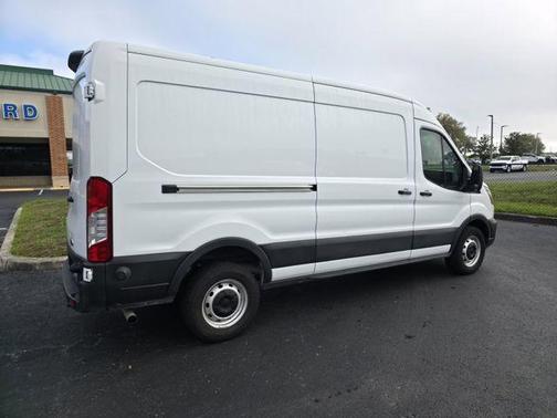 2024 Ford Transit-250 148 WB Medium Roof Cargo