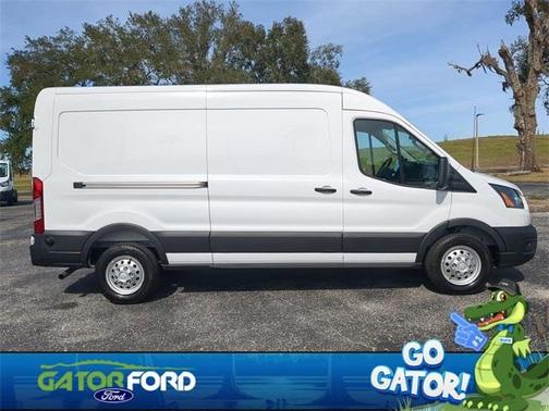 2026 Ford Transit-250 148 WB Medium Roof Cargo