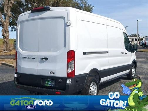 2026 Ford Transit-250 148 WB Medium Roof Cargo
