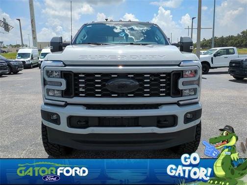 2025 Ford F-350 Lariat Super Duty