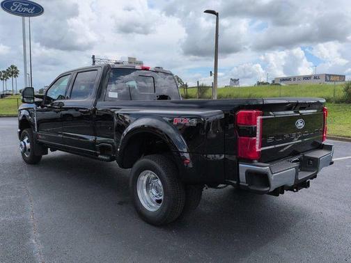 Black Metallic 2027 Ford F-350 Lariat Super Duty