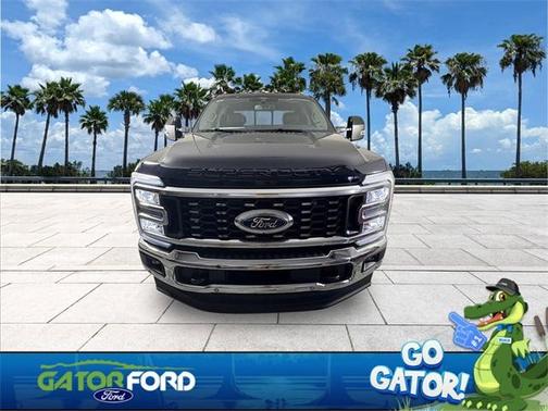 2025 Ford F-350 Lariat Super Duty