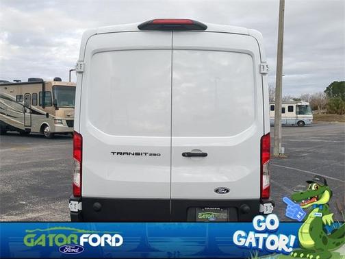 2026 Ford Transit-250 148 WB Medium Roof Cargo