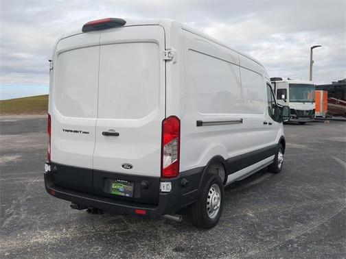 2026 Ford Transit-250 148 WB Medium Roof Cargo