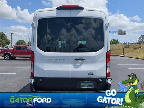 2025 Ford Transit-250 148 WB Medium Roof Cargo