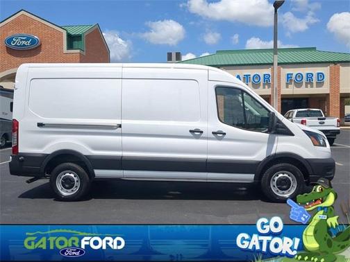 2025 Ford Transit-250 148 WB Medium Roof Cargo
