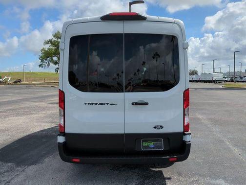 2026 Ford Transit-350 