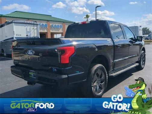 2025 Ford F-150 Lightning Flash